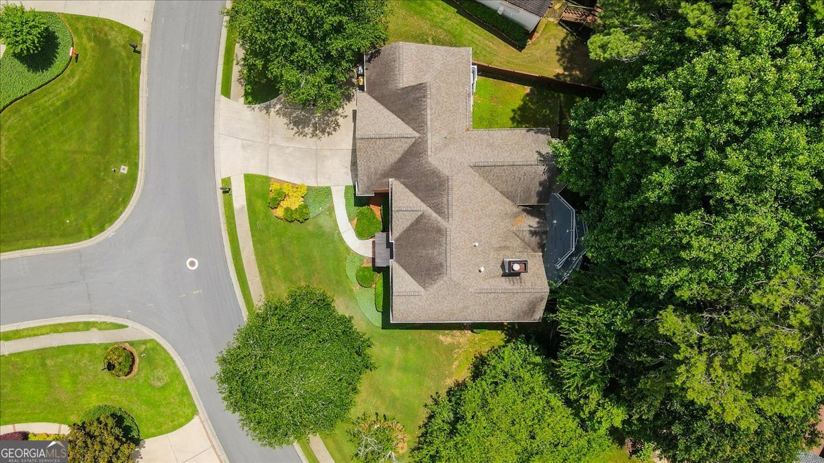 2036 Kinsmon DR