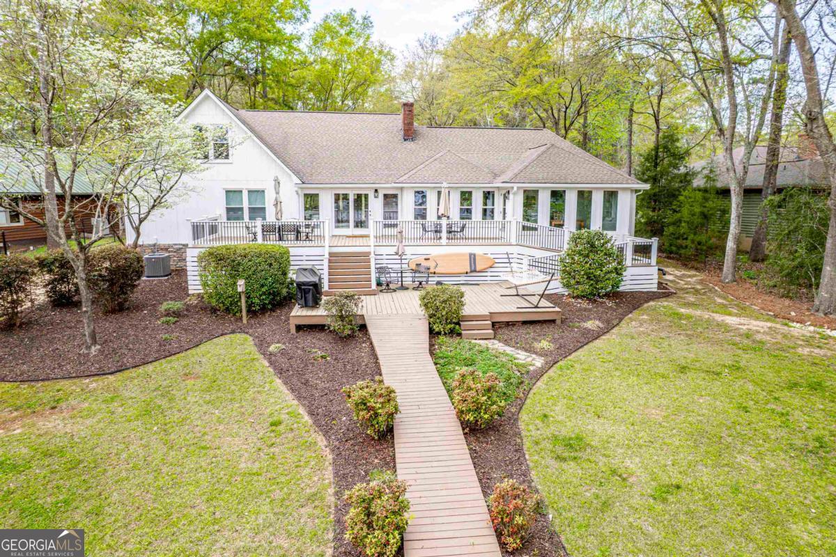 123 Lullwater LN 123 LULLWATER LANE