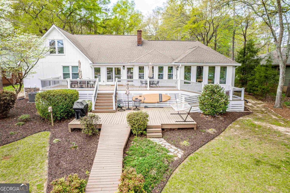 123 Lullwater LN 123 LULLWATER LANE