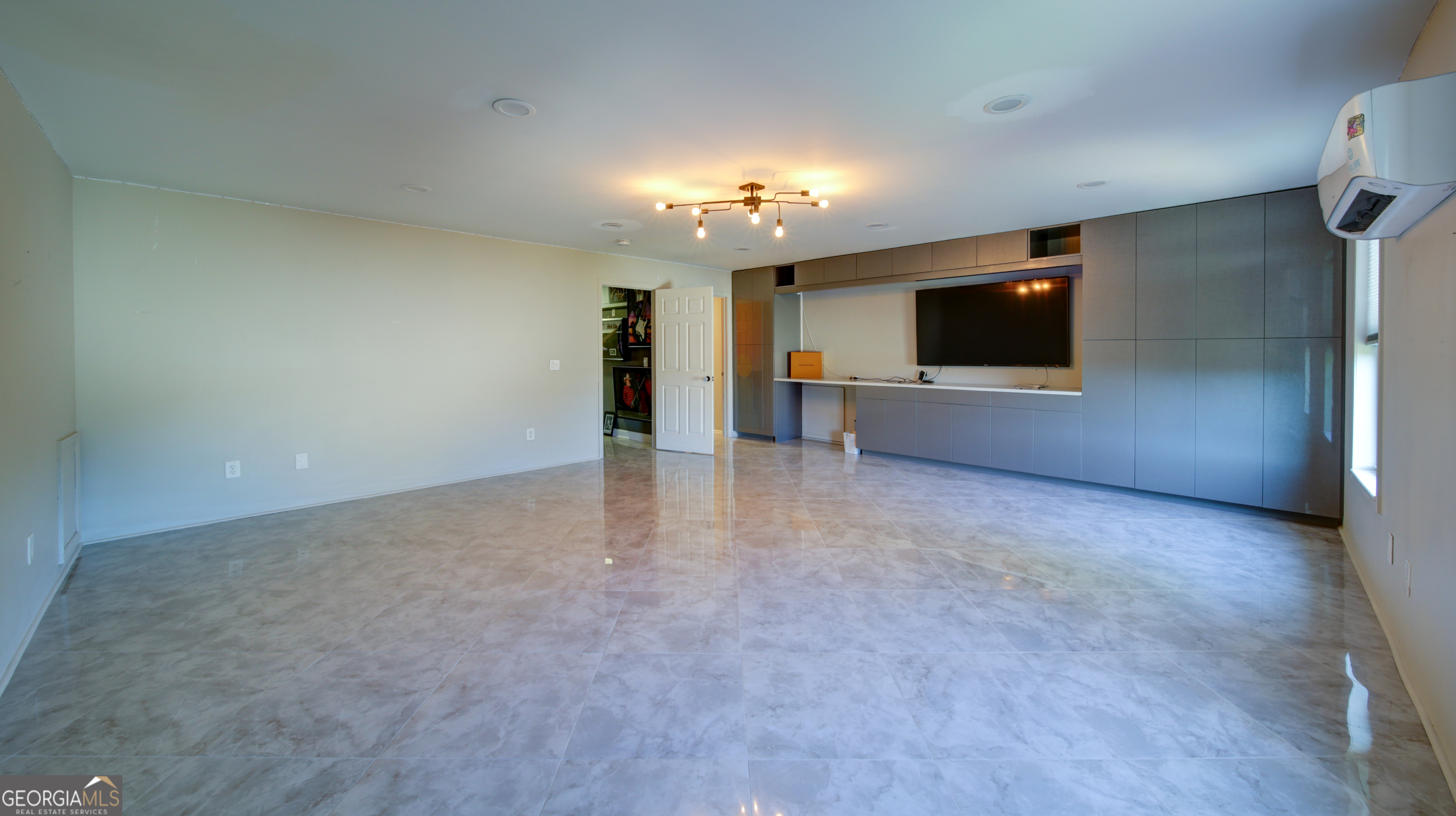 Waters Lake - Residential