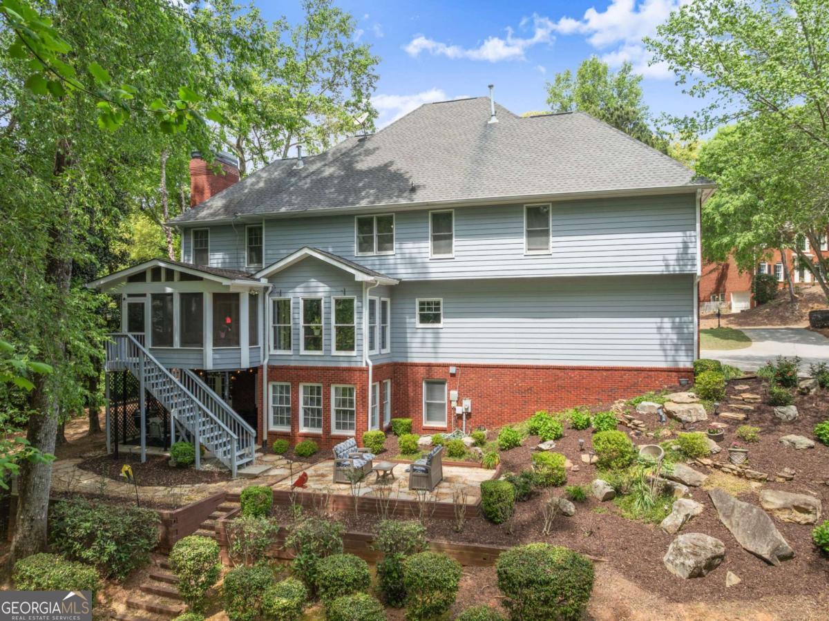 1202 Chadwick Lake DR