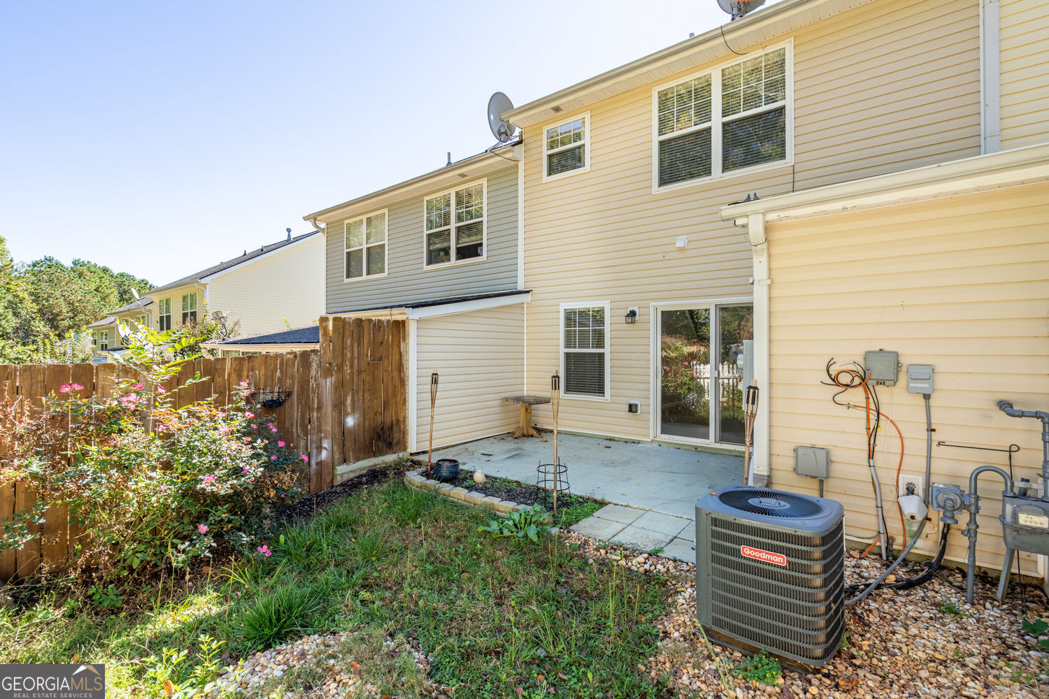 MAPLE STREET TOWNHOMES - Residential