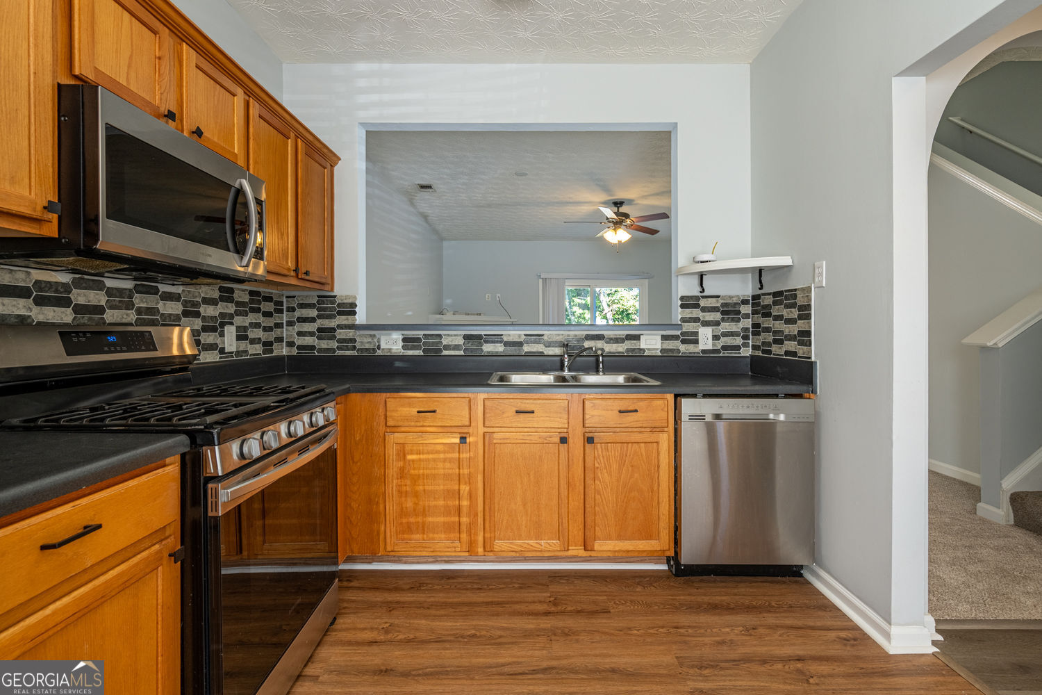 MAPLE STREET TOWNHOMES - Residential