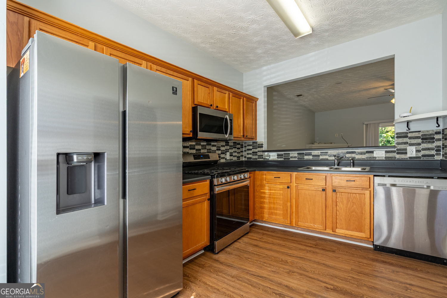 MAPLE STREET TOWNHOMES - Residential