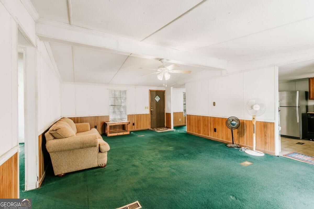 111 Johnson RD