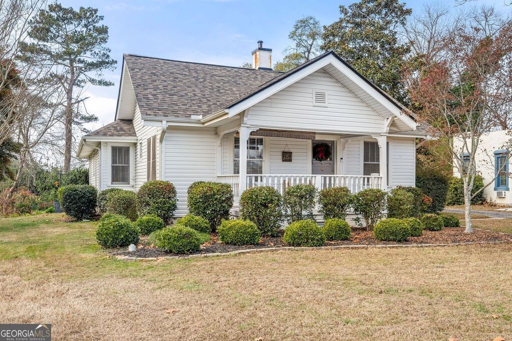 Photo of 1157 Riverside Drive, Gainesville, GA 30501 (MLS # 10660599)