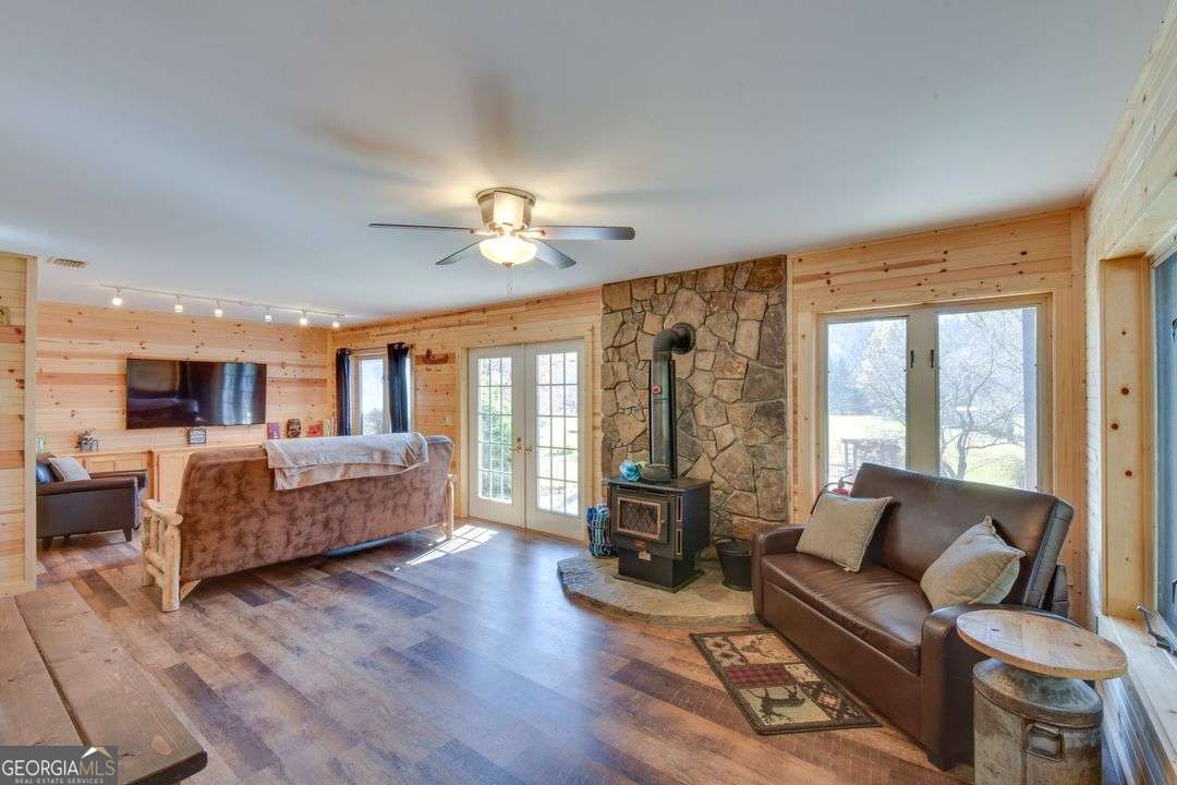 157 Beaver Run RD