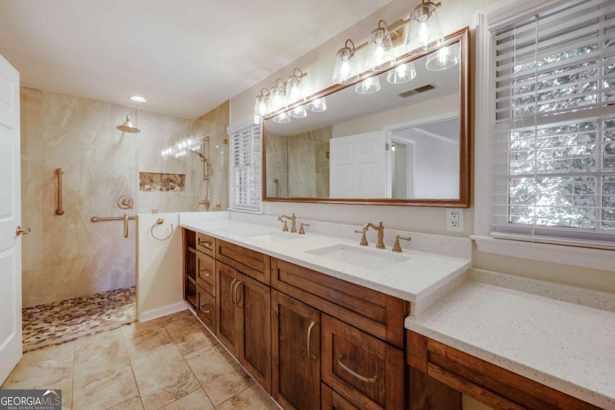 FivePoints - Residential