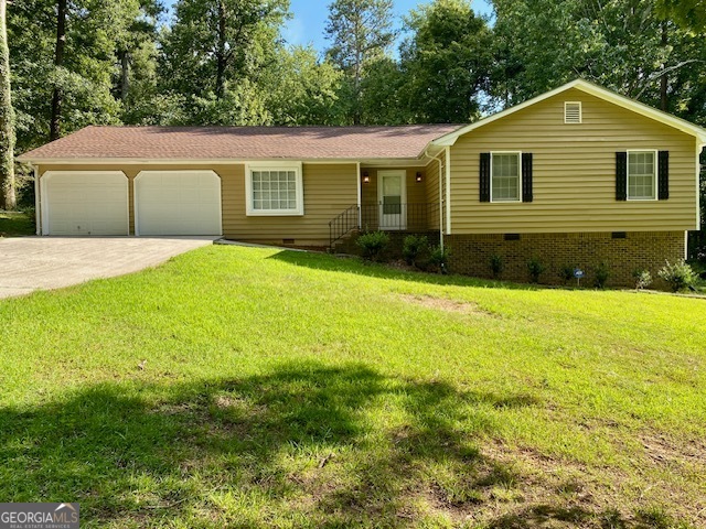 Charming 3 Bedroom 2 Bathroom Ranch Located on Cul De Sac with NO HOA. Spacious open interior layout and on a nearly half a acre lot with exterior backyard. Roof was fully replaced around 2023. Great potential for 1st Time Homeowner or Savy Investor. Property sold as is.