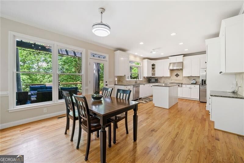 Sugar Hill, Georgia 30518, United States, 6 Bedrooms Bedrooms, ,5 BathroomsBathrooms,Residential,Active,125319