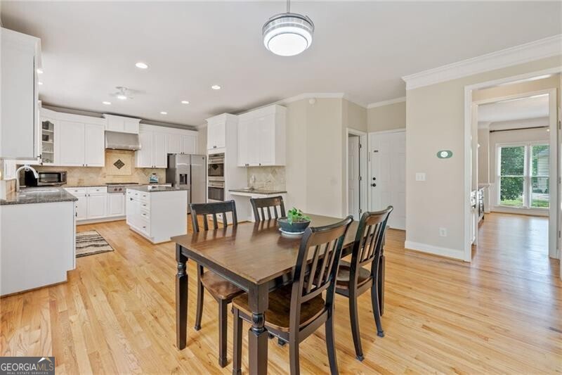 Sugar Hill, Georgia 30518, United States, 6 Bedrooms Bedrooms, ,5 BathroomsBathrooms,Residential,Active,125319