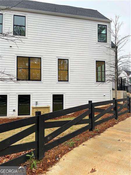 WESTOWN - Residential