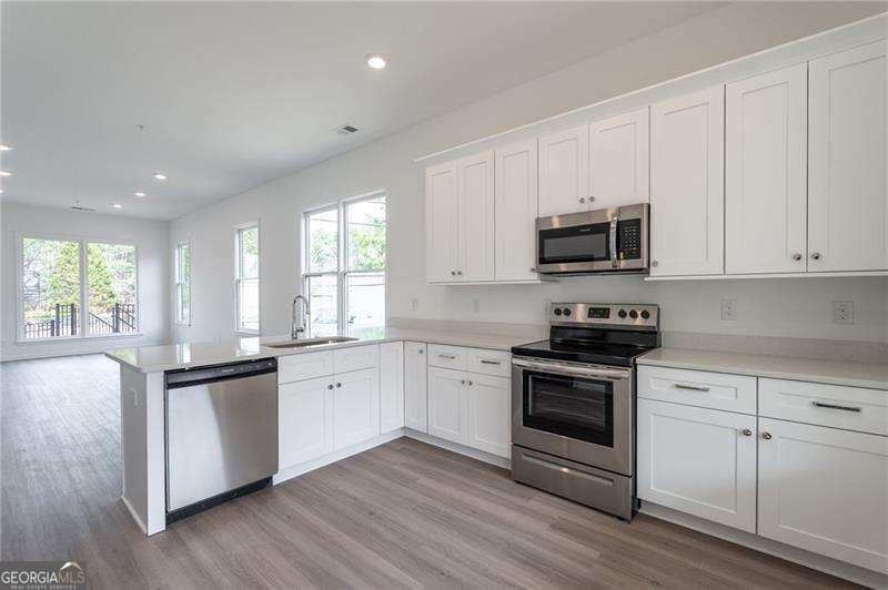 WESTOWN - Residential