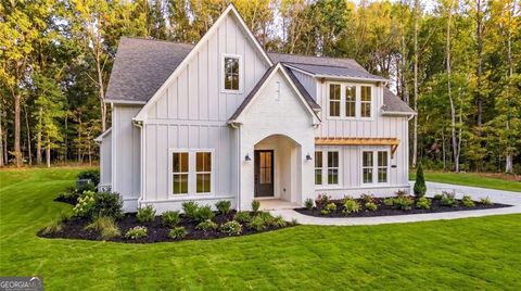 6595 Rhett RUN Cumming GA 30028