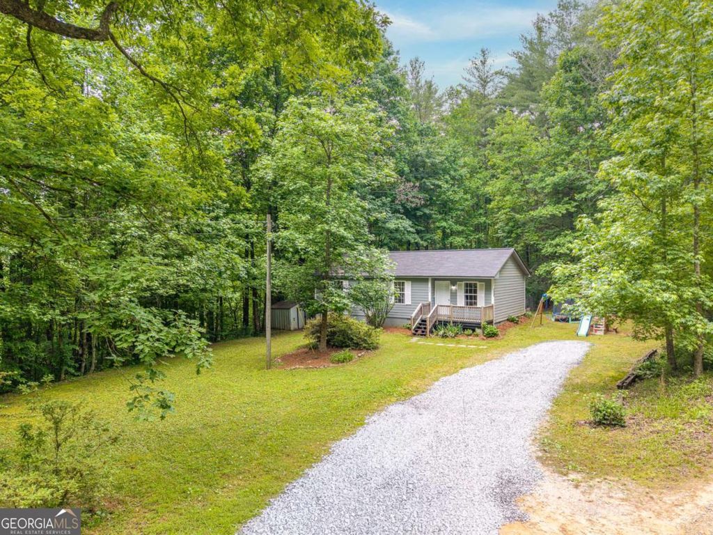 Photo of 407 Westwind Circle, Ellijay, GA 30540 (MLS # 10770682)