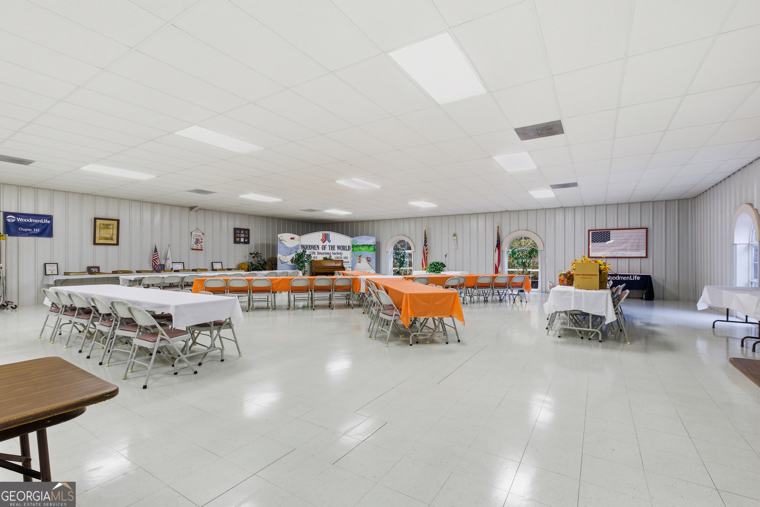 300 Hills Crossing RD