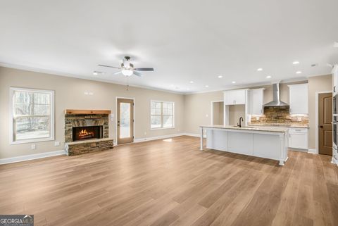 A home in Lagrange
