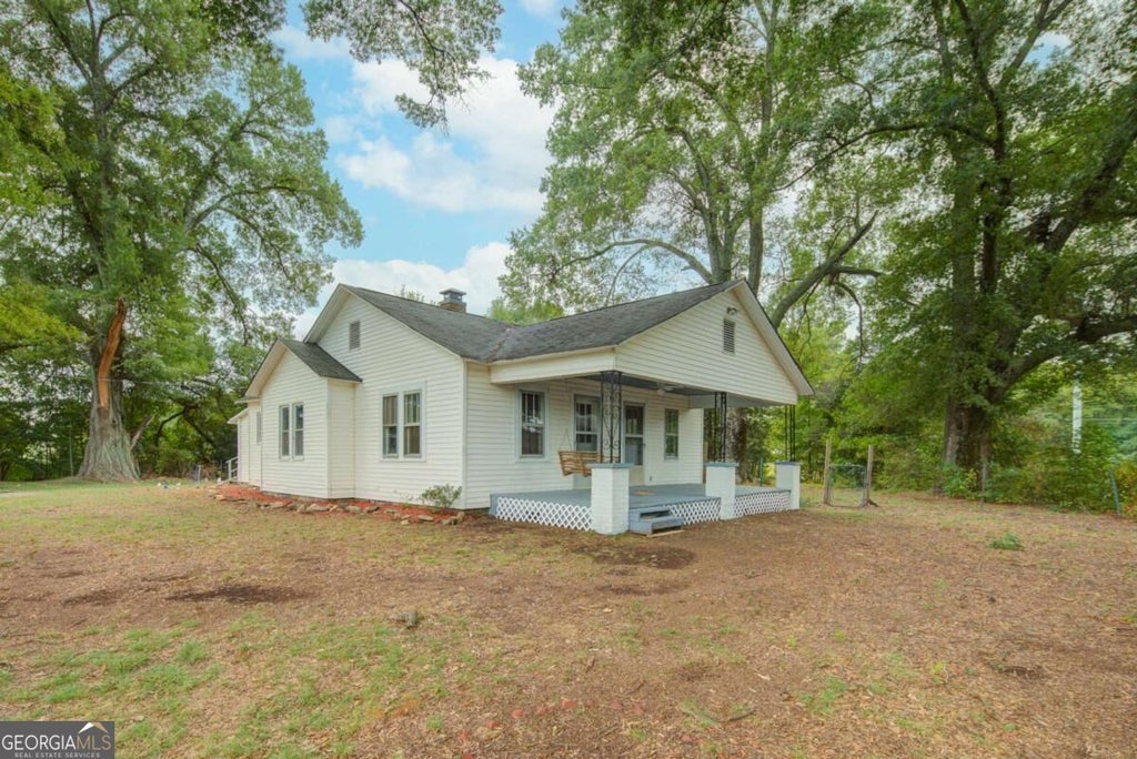 Photo of 7985 Midway Road, Alpharetta, GA 30004 (MLS # 10852737)