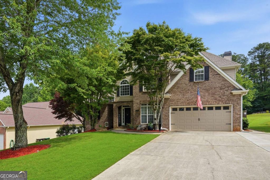 Photo of 3210 Chippewa Run NW, Kennesaw, GA 30152 (MLS # 10773182)