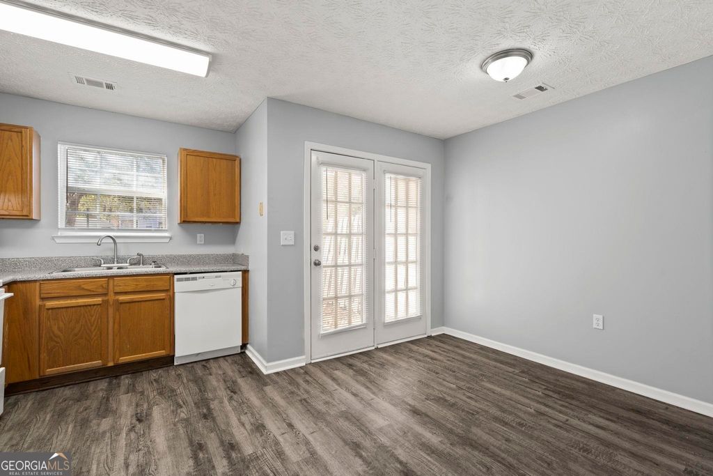 Photo of 1469 N 42 Highway #I49, Jackson, GA 30233 (MLS # 10669317)