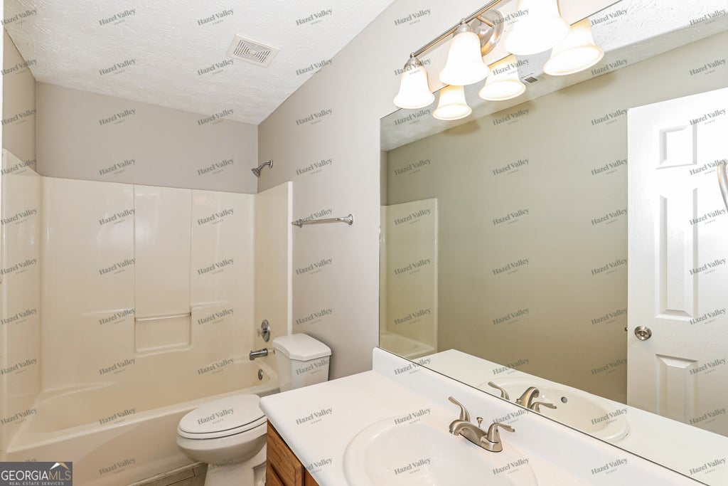 Photo of 212 Players Circle, Fayetteville, GA 30215 (MLS # 10847209)