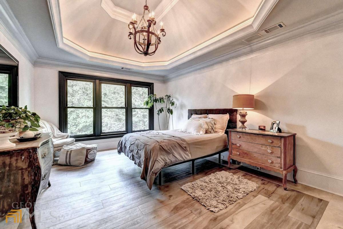 LAUREL SPRINGS - Residential