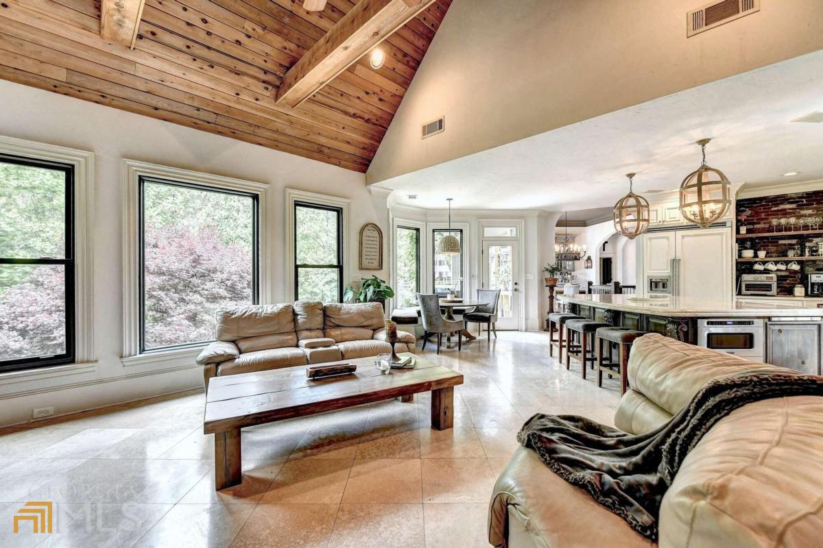 LAUREL SPRINGS - Residential