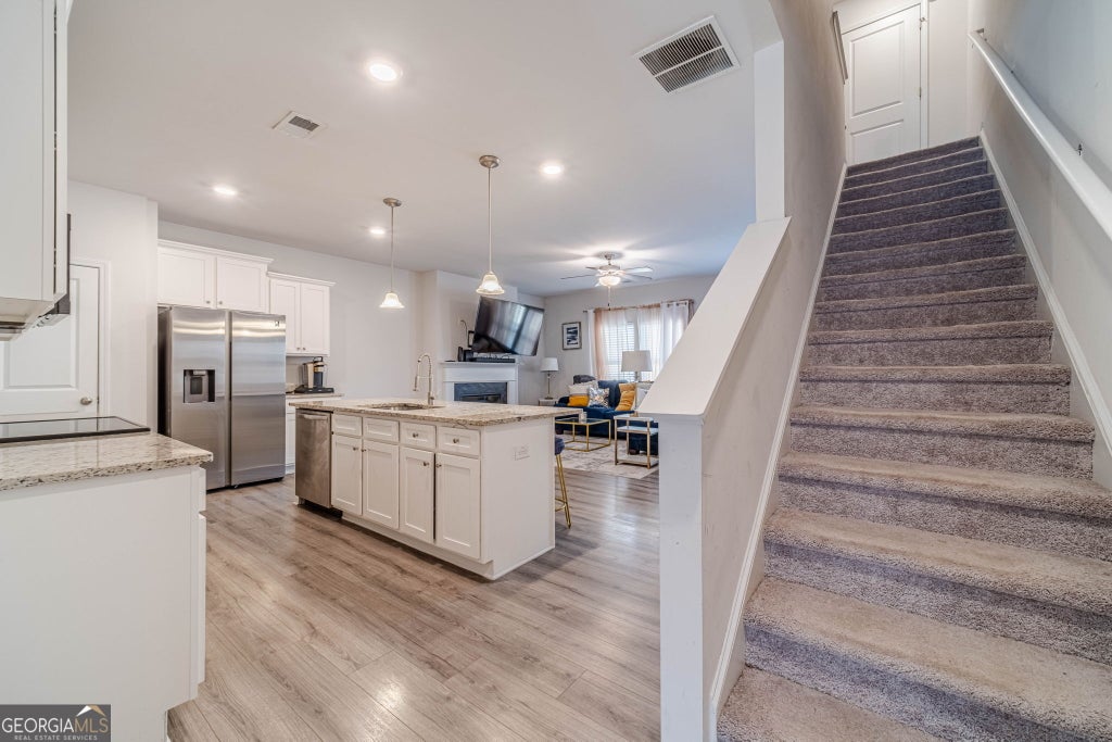 Photo of 3646 Abbey Way, Gainesville, GA 30507 (MLS # 10828303)