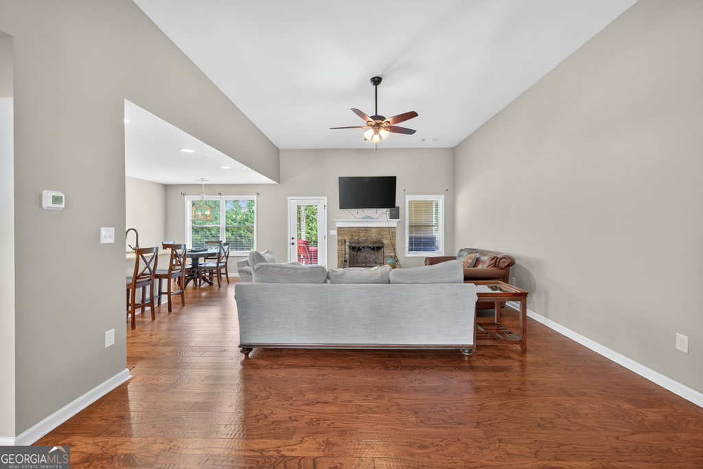 445 Katherine DR
