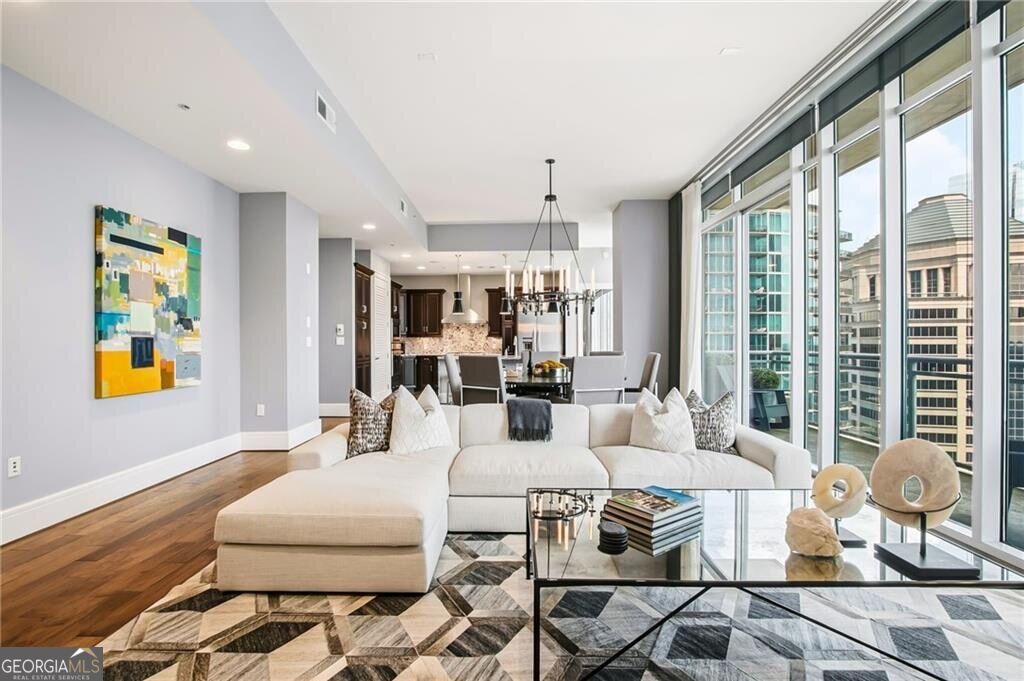 1065 Peachtree ST NE 3405