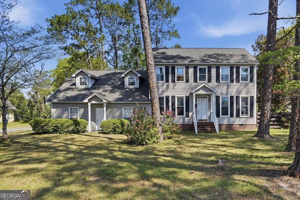 Photo of 215 W Cypress Street, Fitzgerald, GA 31750 (MLS # 10718148)