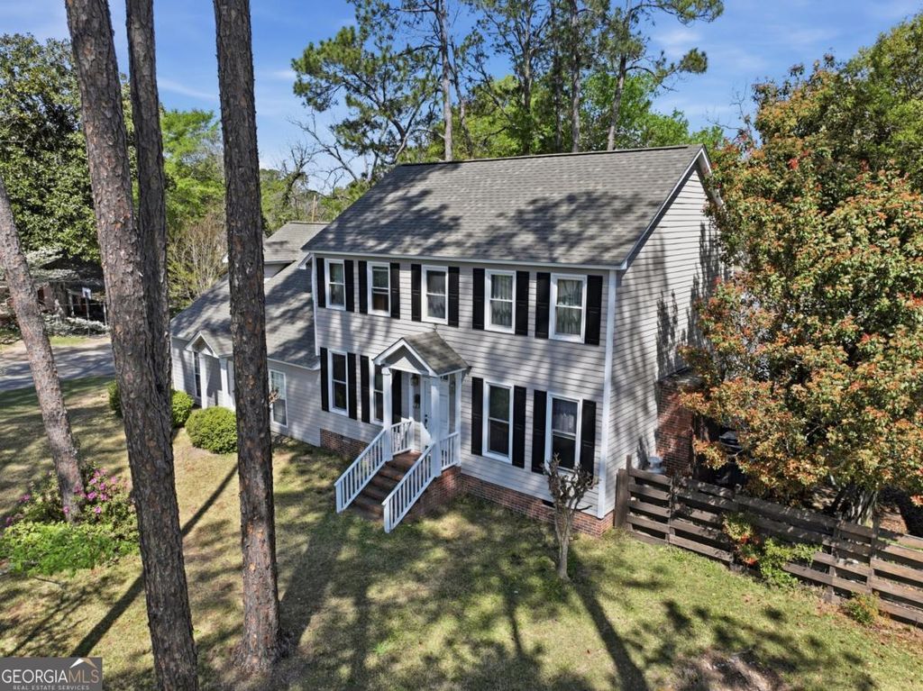 Photo of 215 W Cypress Street, Fitzgerald, GA 31750 (MLS # 10718148)