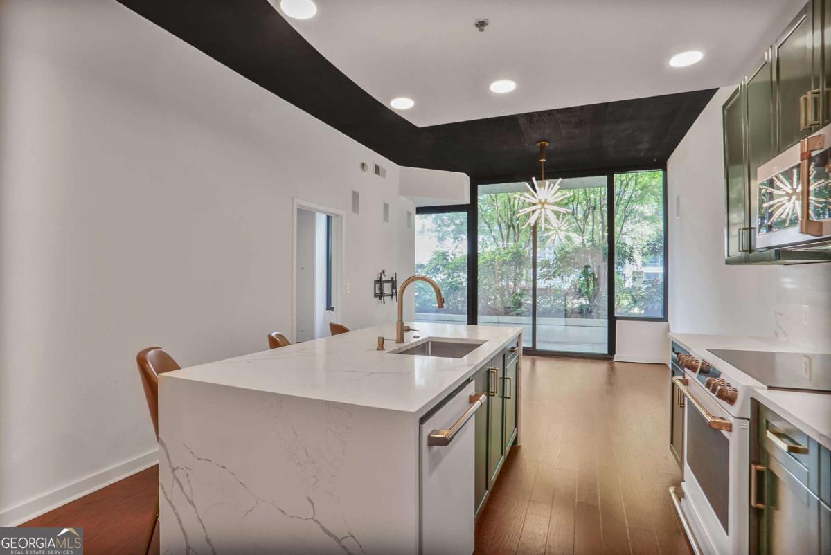 855 Peachtree ST NE 1108