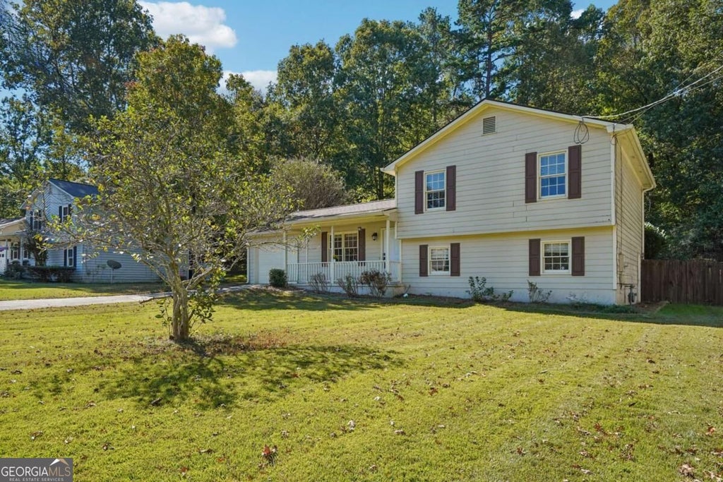 Photo of 2520 Suncrest Court, Buford, GA 30519 (MLS # 10878710)