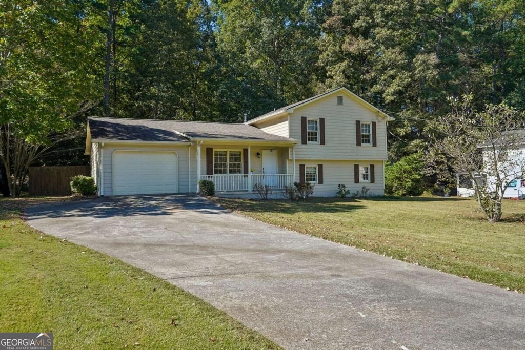 Photo of 2520 Suncrest Court, Buford, GA 30519 (MLS # 10878710)