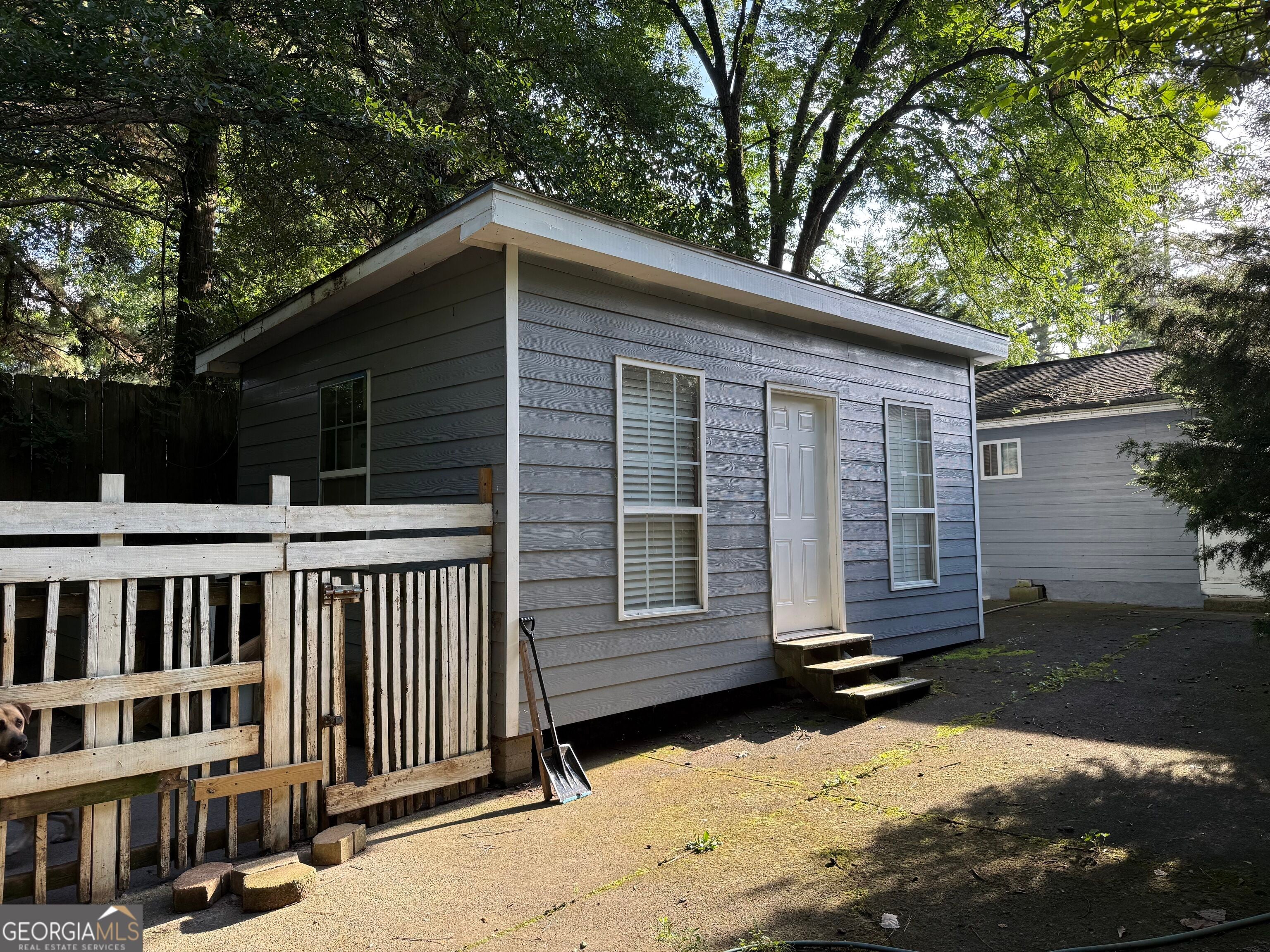 3139 Shallowford RD