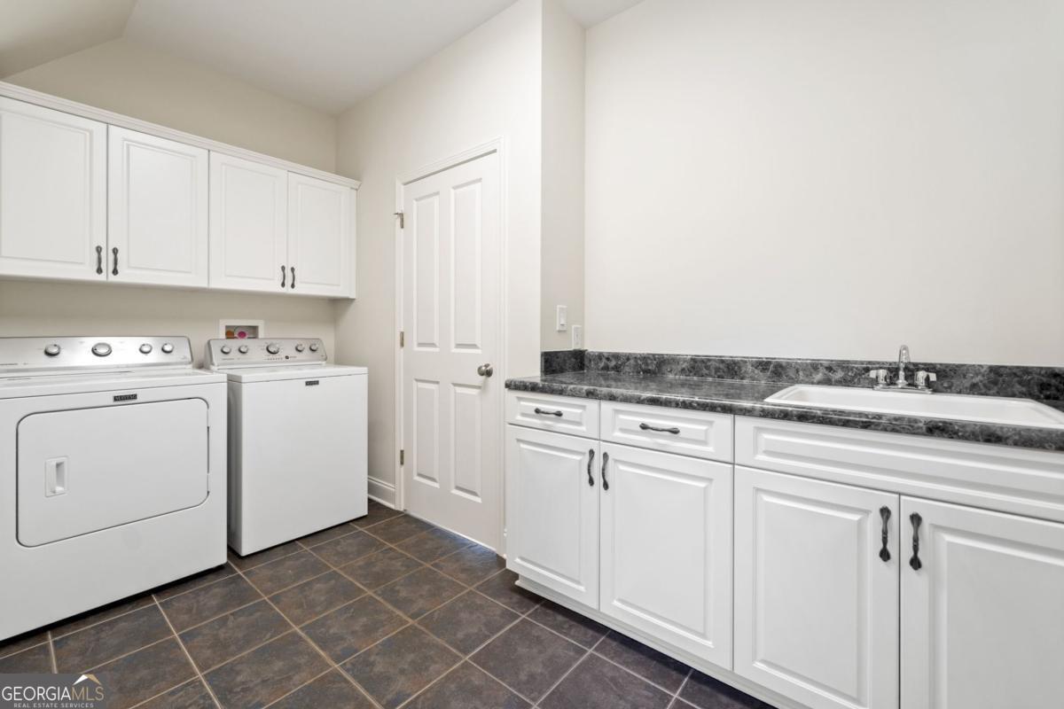 Hudson Pond - Residential