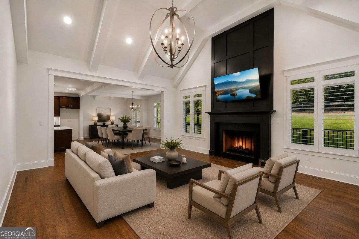 189 Oak Forest DR