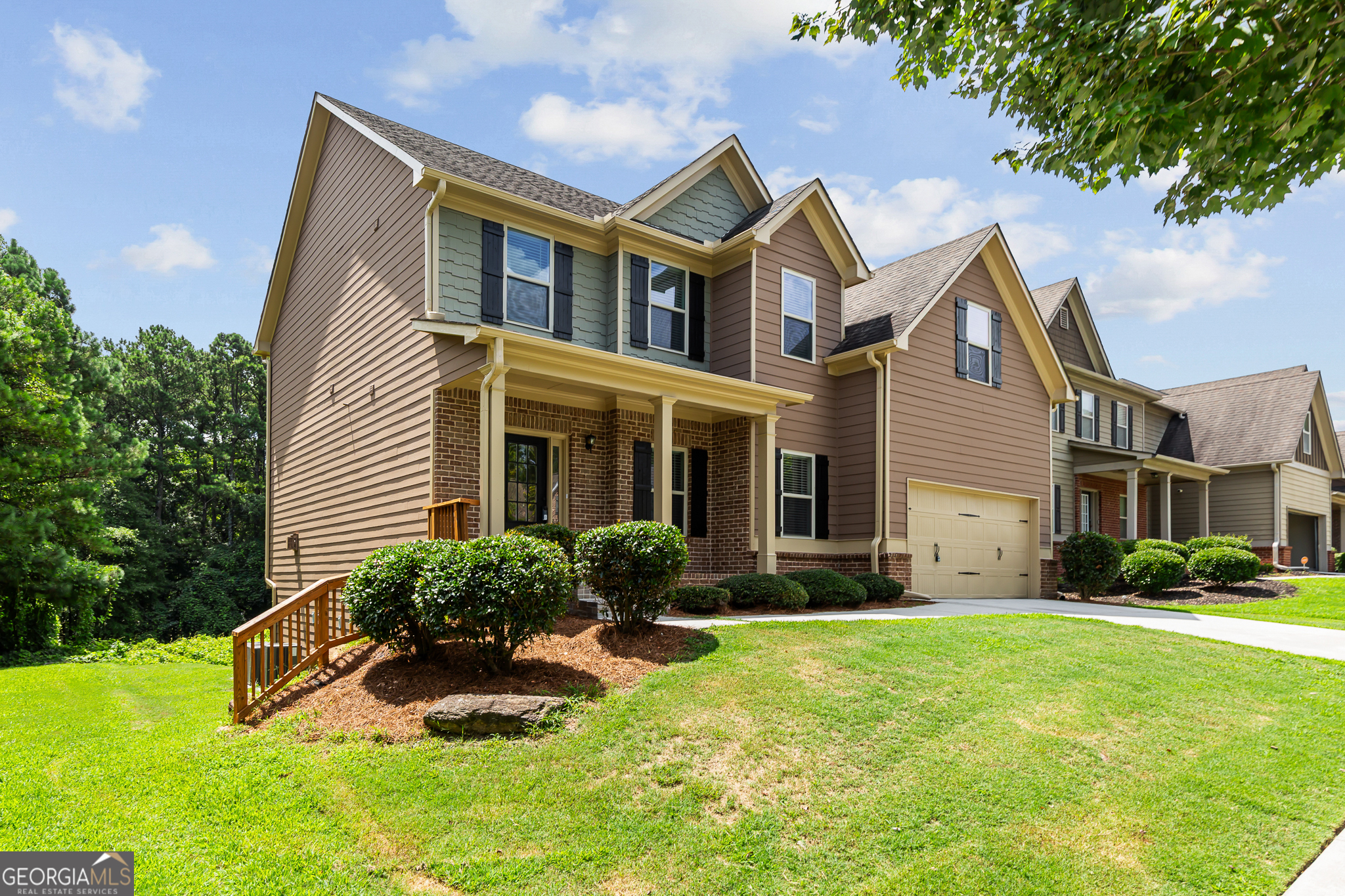 443 Strawberry WALK