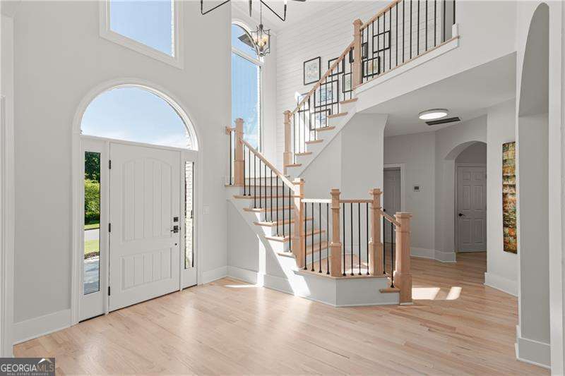 150 Fallen Leaf CT