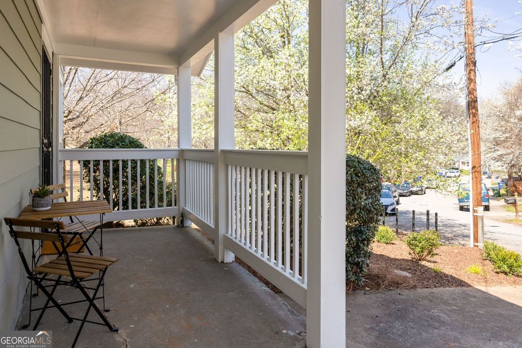 Photo of 1079 Grant Way SE, Atlanta, GA 30315 (MLS # 10704224)