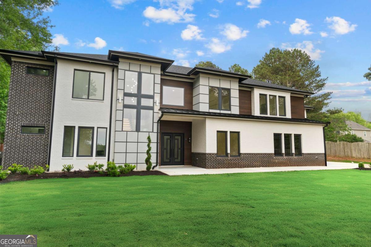 2709 Collins Hill RD