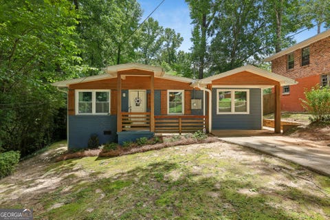 Photo of 2572 Warwick Circle NE, Atlanta, GA 30345 (MLS # 10792920)