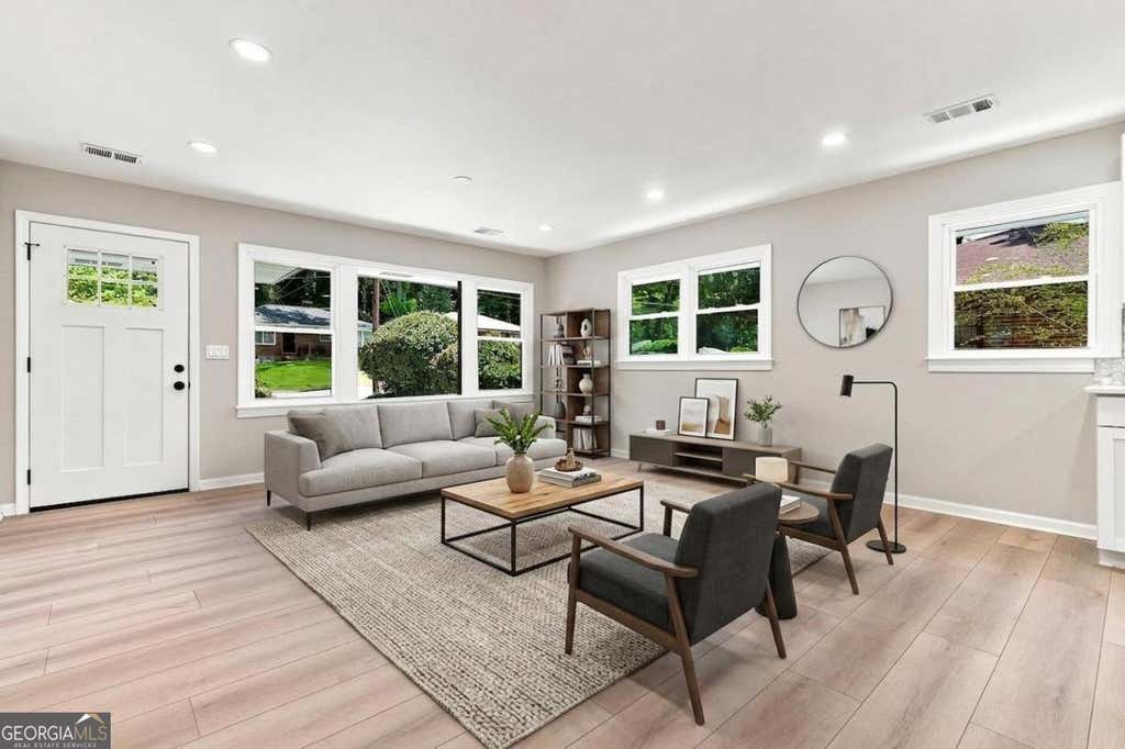 Photo of 1979 Wells Drive SW, Atlanta, GA 30311 (MLS # 10829231)