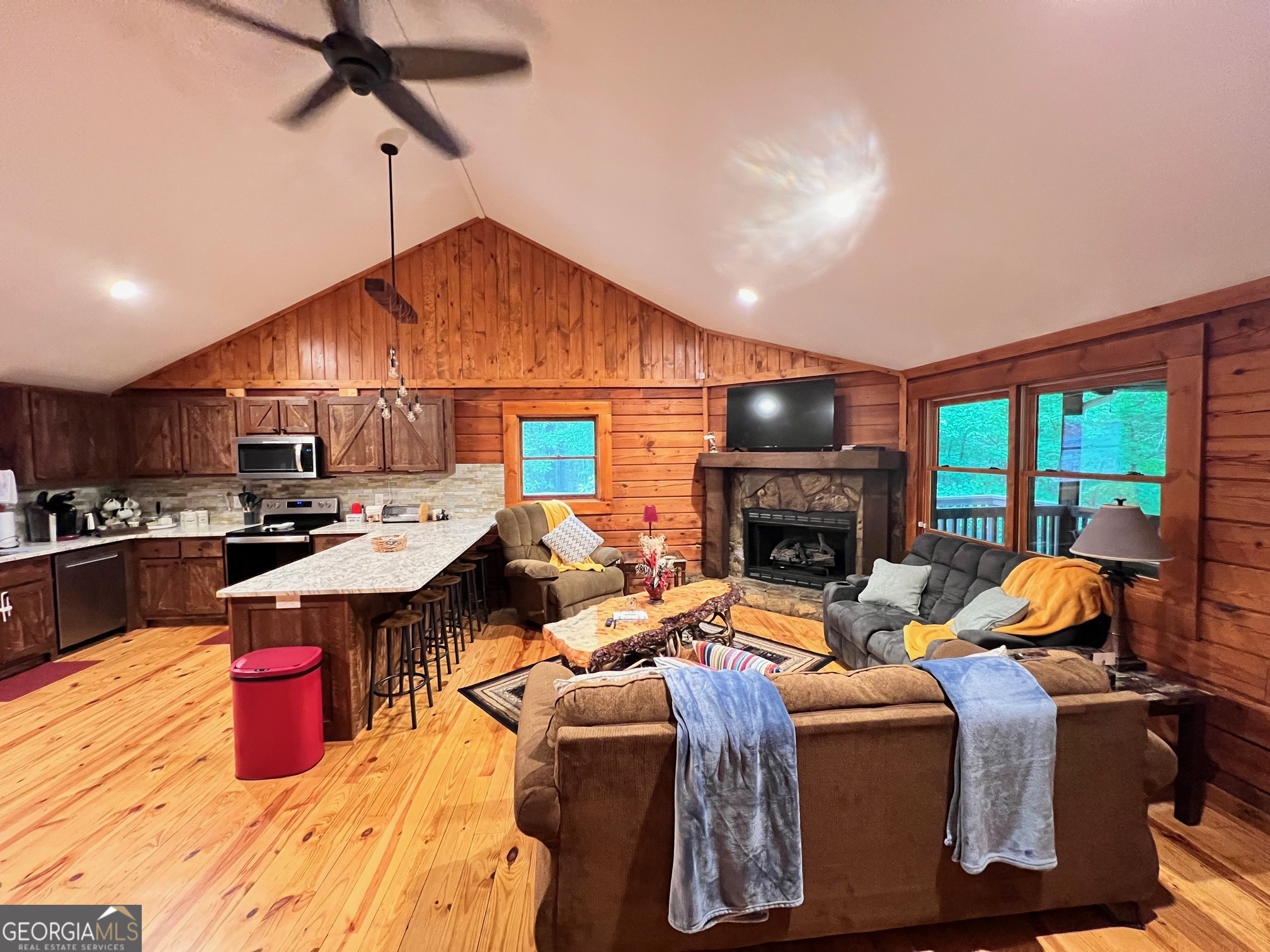 450 Mull Valley RD