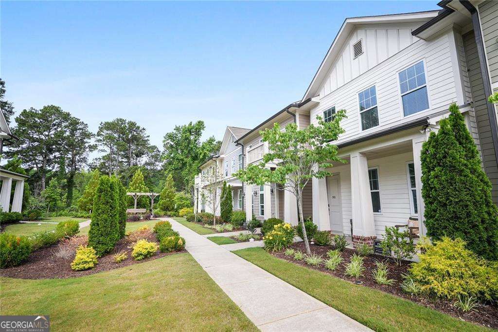 Photo of 901 Proctor Ranch Drive NW, Atlanta, GA 30318 (MLS # 10664085)