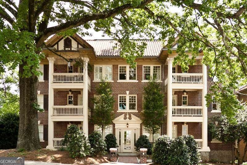 Photo of 2 Collier Road NW #7, Atlanta, GA 30309 (MLS # 10786629)