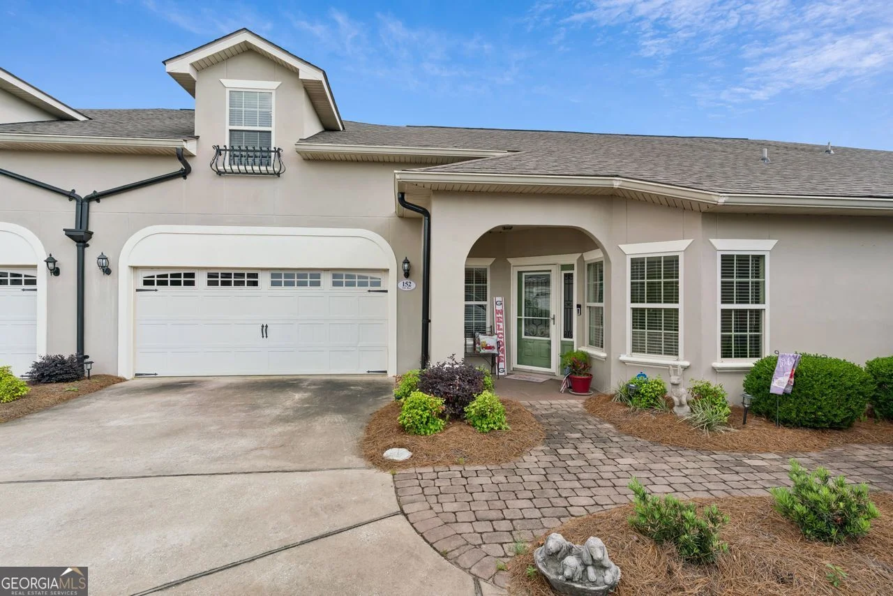 152 Villa Road