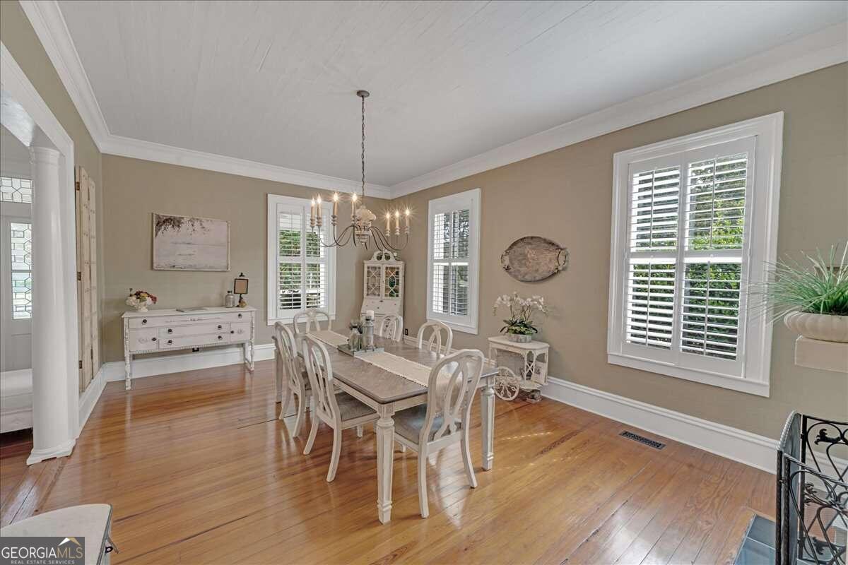 211 Ferry LNDG