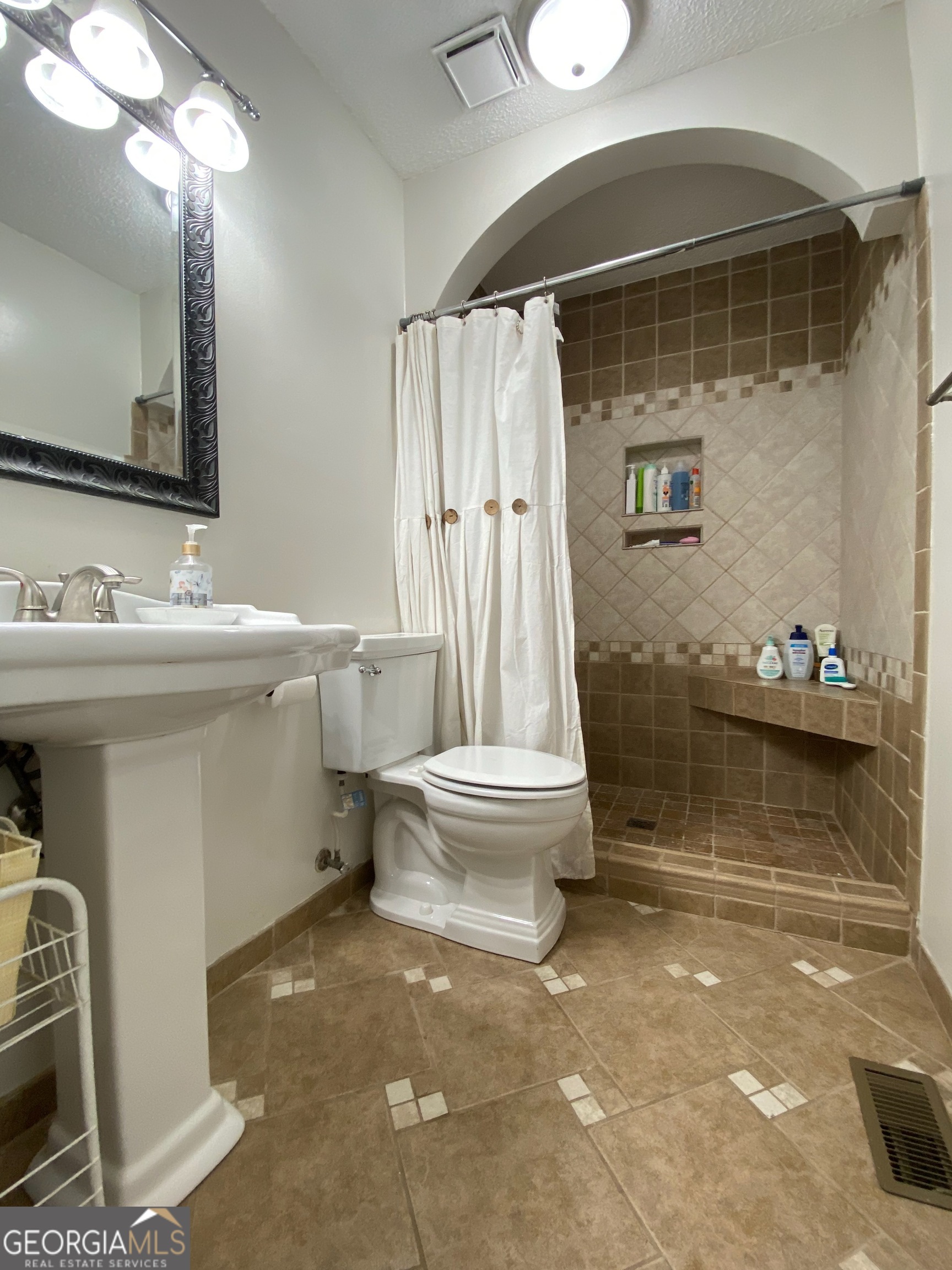 Hunters Ridge - Residential